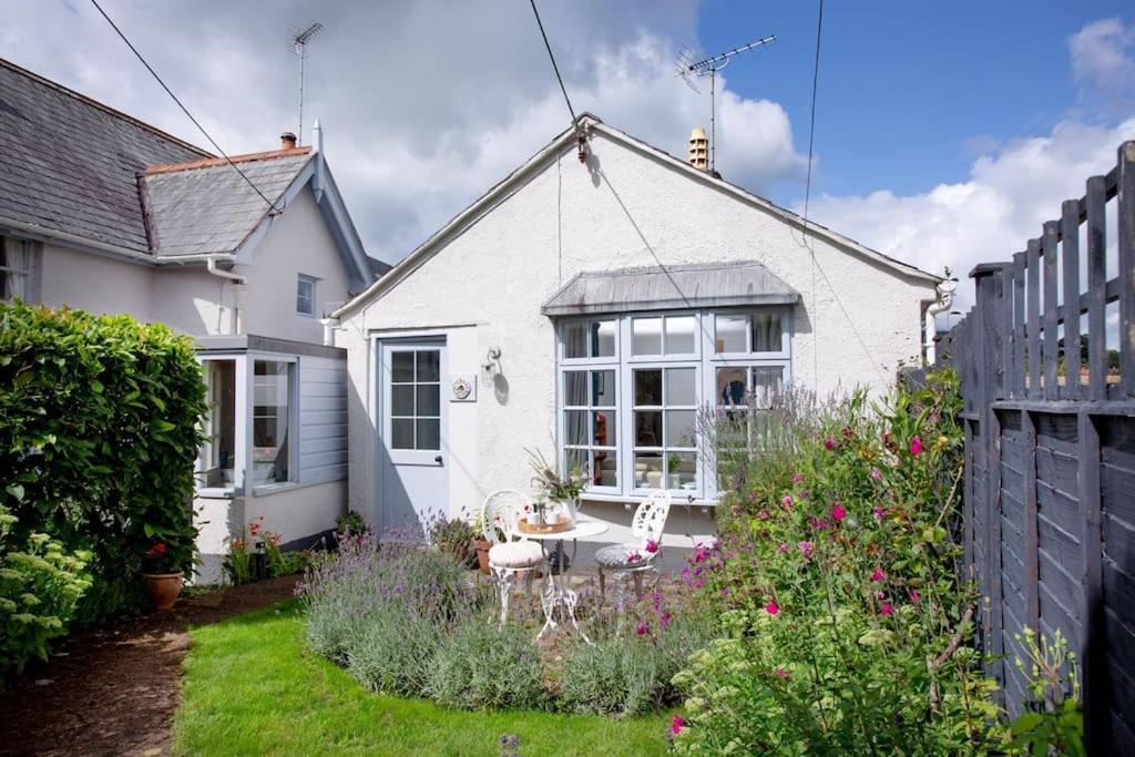 Orchard Cottage Сидмаут Экстерьер фото
